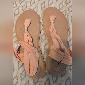 Sanuk Women's Pink Sandals
